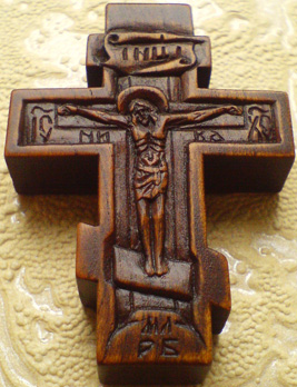 Деревянный крестик с ликами Святителя Николая архиепископа Мир Ликийских, Чудотворца и Святого пророка Илии. Ручная резьба