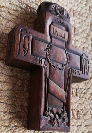 Крестик деревянный