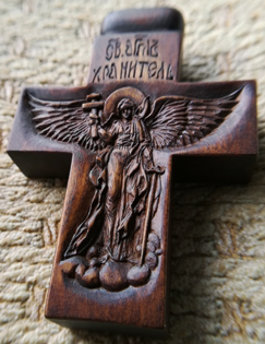 Деревянный крестик Ангел Хранитель