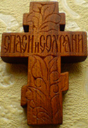Резной деревянный нательный крестик с АНГЕЛАМИ